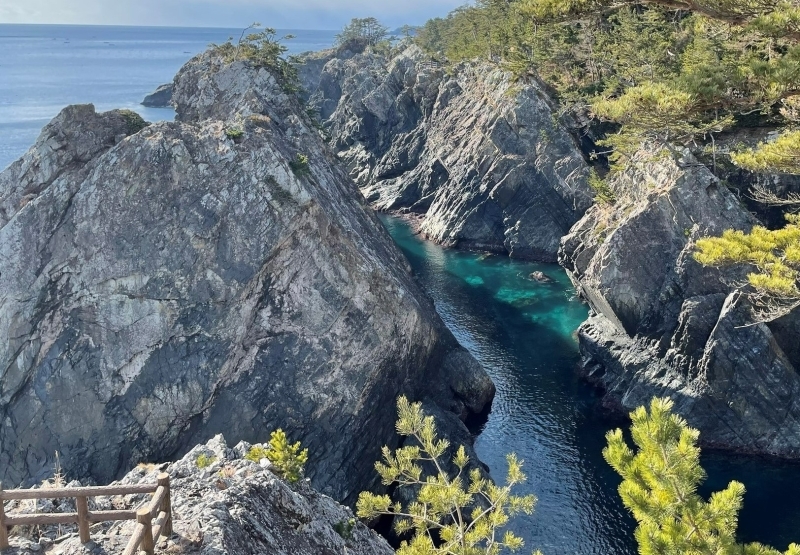 普段の穏やかな碁石海岸