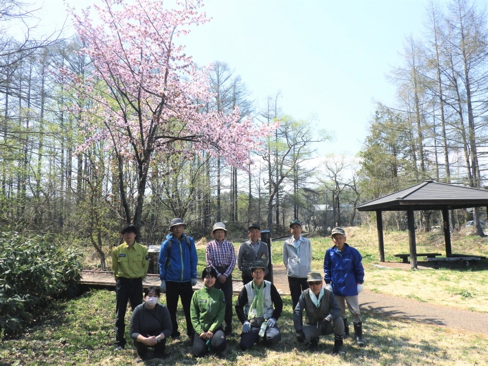 活動に参加したメンバーで記念写真