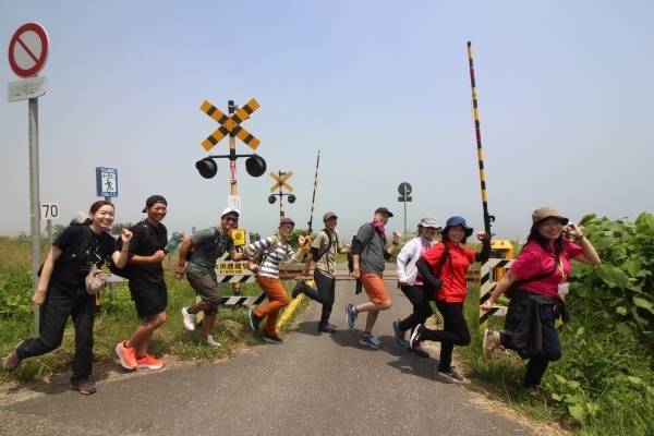 ＃大浜踏切にて恒例のポーズで撮影