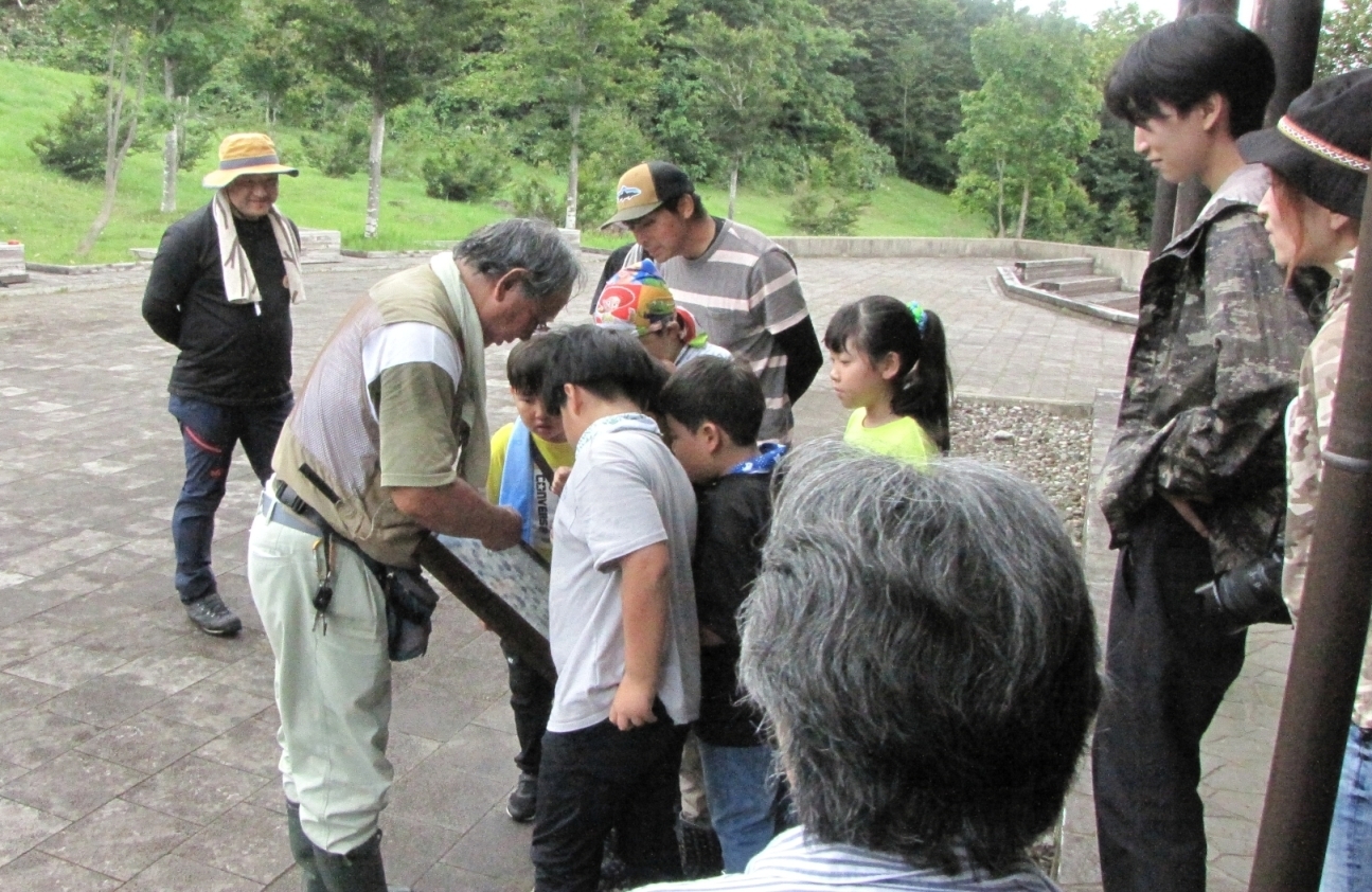 先生が標本を見せてくれました