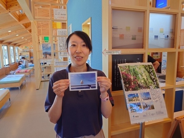 ＃ICスタッフさんのご協力の元、アンケートにお答え頂くとポストカードを１枚差し上げております。